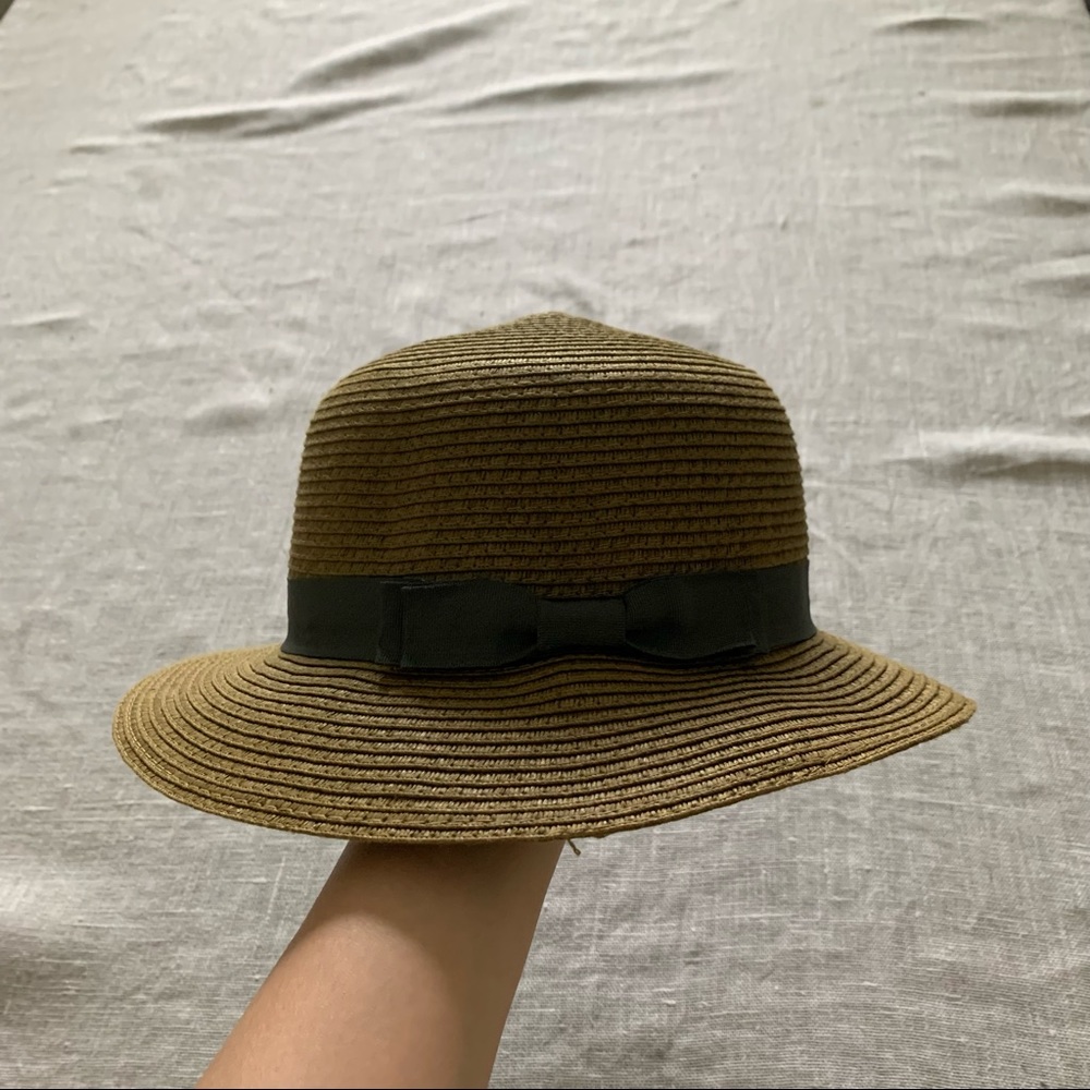 UO Pins&Needles Brown Olive Hat with Ribbon NWOT